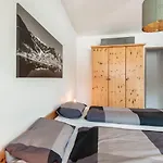 In Zell Am Near شقة